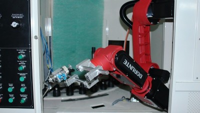 機械手涂膠機生產廠家 安捷倫16年專注精密智能自動化涂裝設備
