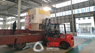 自動噴膠機40型不愧是爆款，再發上海電梯橡塑配件客戶